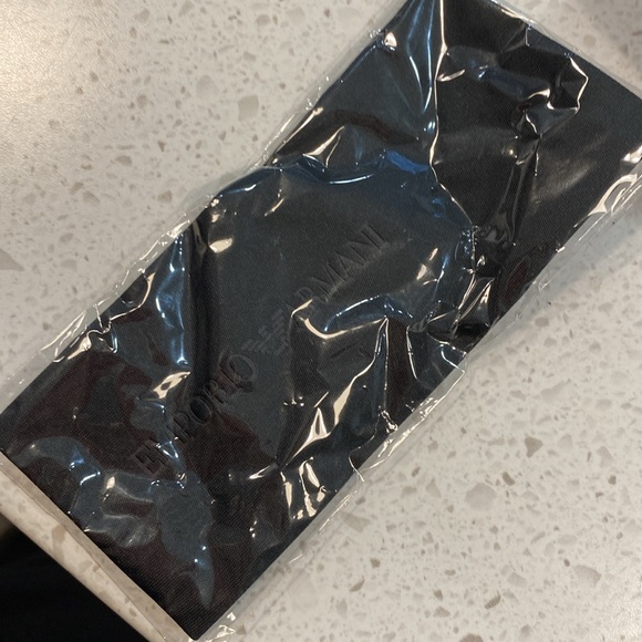 NWOT EMPORIO ARMANI sunglasses glasses case with dust cloth steel grey black - Picture 4 of 5